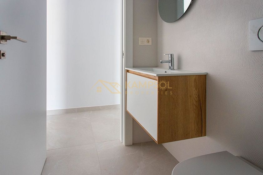 Brand New Apartment with Sea Views & Pool!
