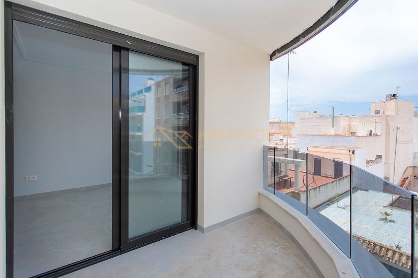 Brand New Apartment with Sea Views & Pool!