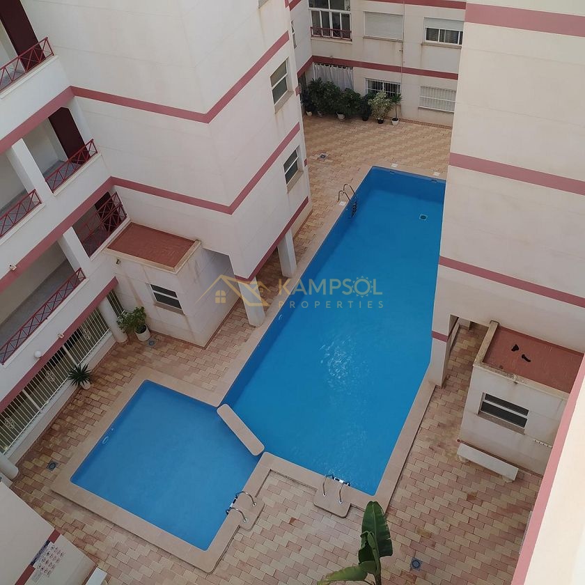 Prime Opportunity: Bright, Equipped Apartment in Torrevieja Center.