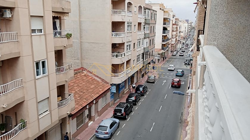 Central Torrevieja Apartment: Fully Furnished, Ready to Move In!