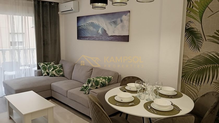 Central Torrevieja Apartment: Fully Furnished, Ready to Move In!
