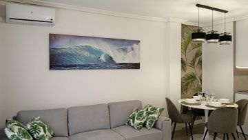 Central Torrevieja Apartment: Fully Furnished, Ready to Move In!