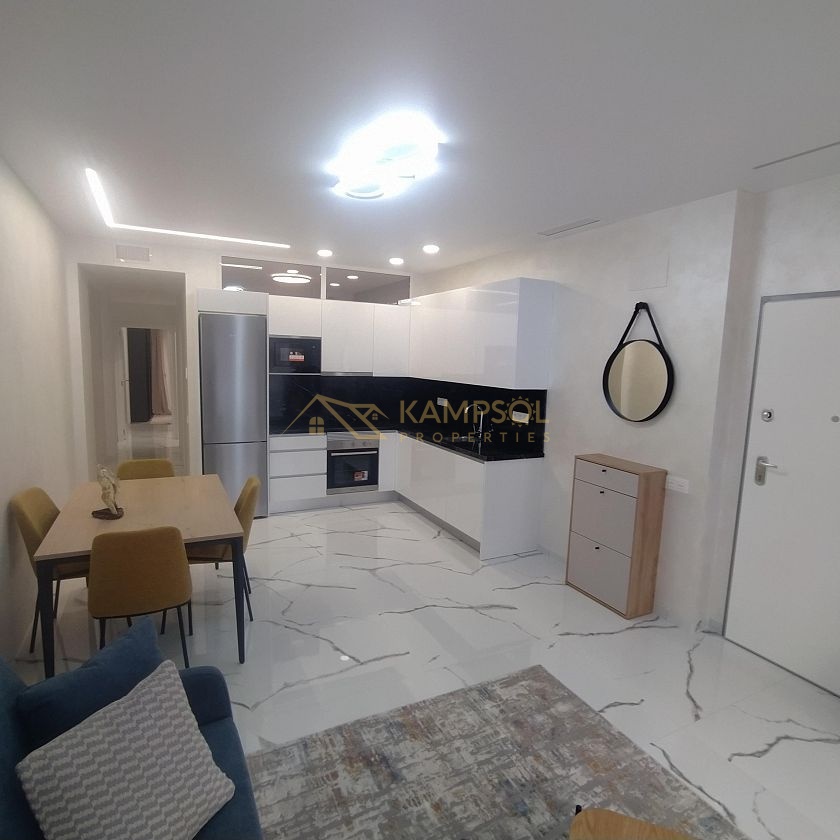 Torrevieja: 2nd Line Playa del Cura, Renovated!