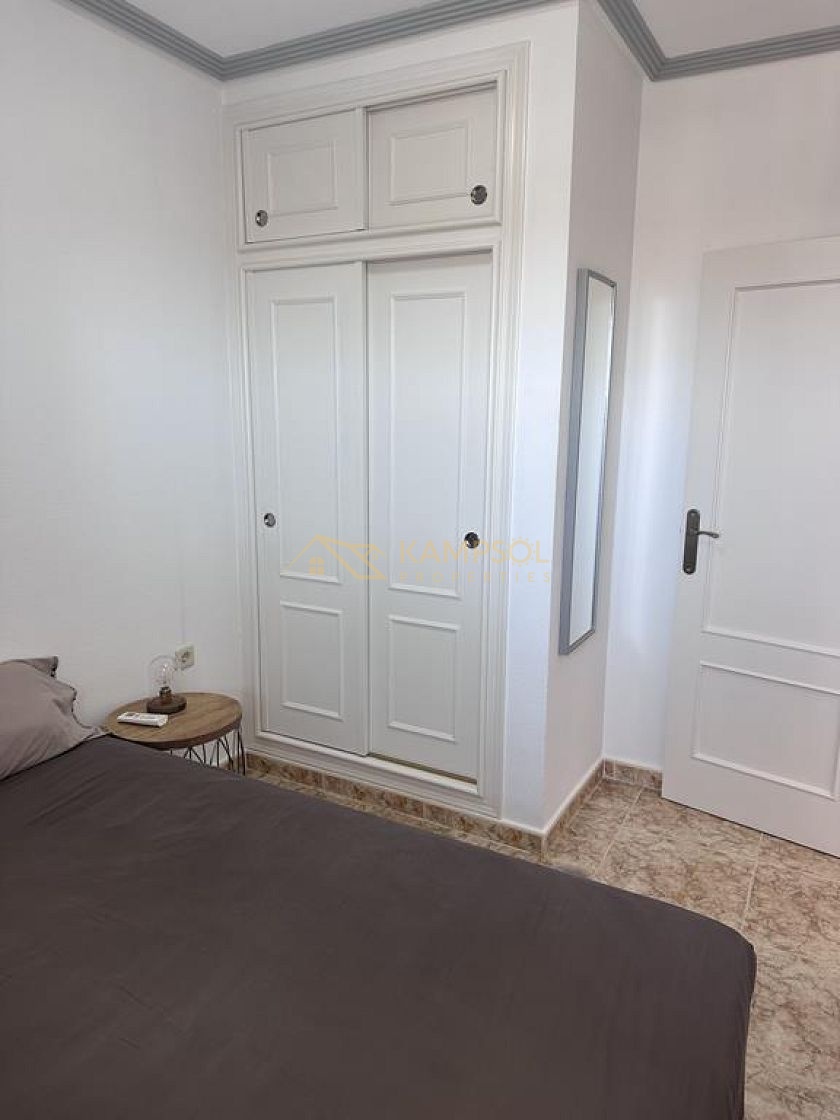 Los Altos: Odnowiony Apartament z 2 Basenami.
