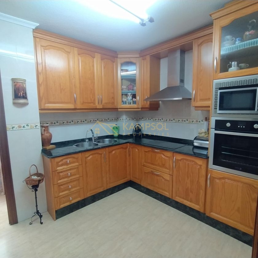 Spacious Apartment with Parking