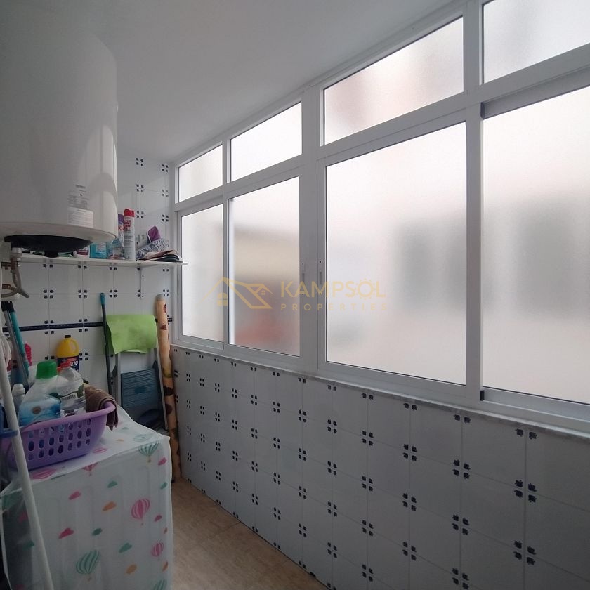 Spacious Apartment with Parking