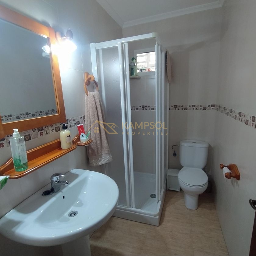 Spacious Apartment with Parking