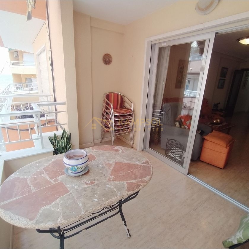 Spacious Apartment with Parking