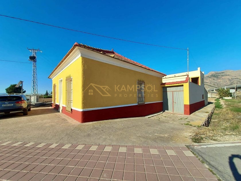 Finca with Land in Orihuela