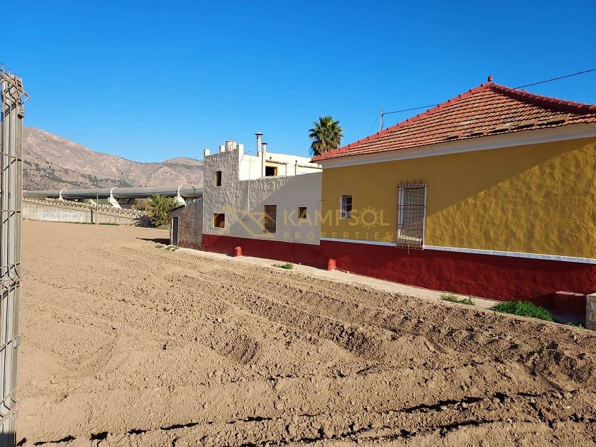 Finca with Land in Orihuela