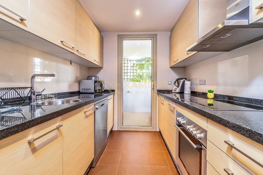 Las colinas Golf corner apartment